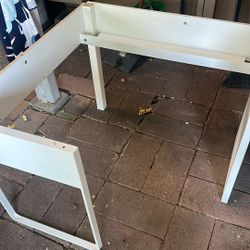 L-Shaped Computer Desk