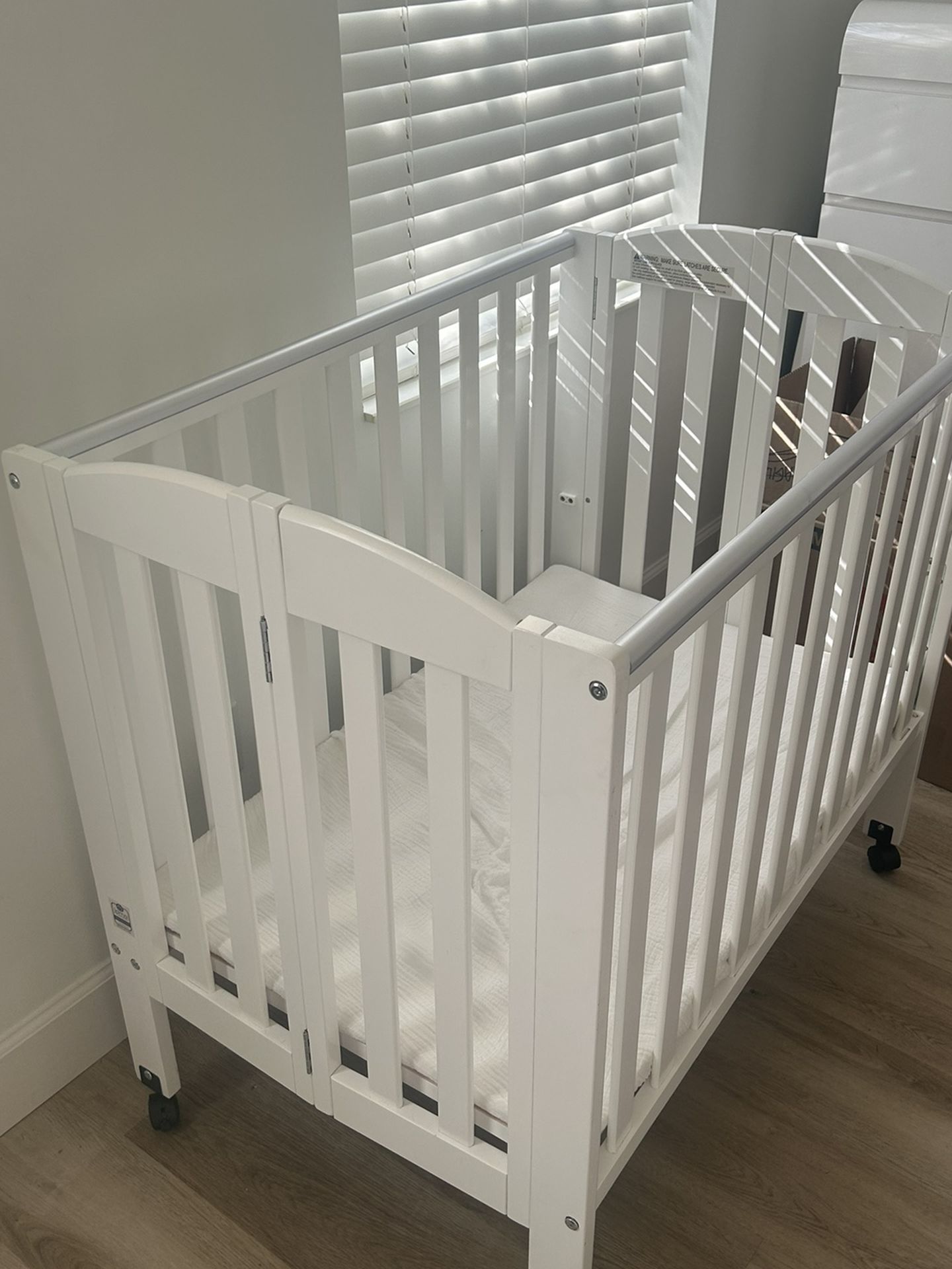 Foldable Crib And Mattress