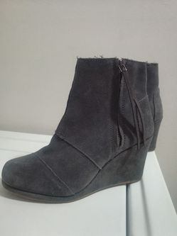 New Toms ankle boots