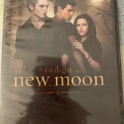 THE TWILIGHT SAGA: NEW MOON (DVD) NEW 