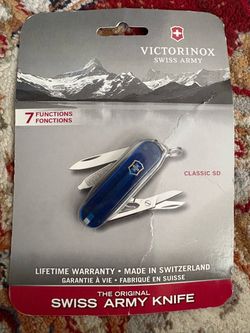 NEW Victorinox Blue Swiss Army Knife, Cub Scouts Logo BSOA 7 Function Classic SD