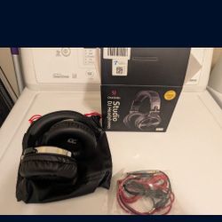 Brand New Headphones 