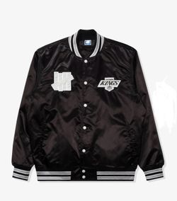 LA KINGS X UNDEFEATED SIZE: LARGE