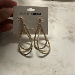 Fashion Nova  Ear Rings 