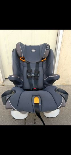 CHICCO GOFIT BOOSTER CAR SEAT