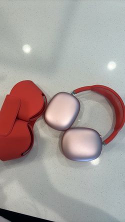 Apple AirPods Max Headphones with Case