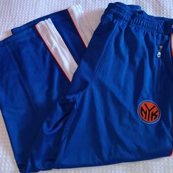 New York Knicks Basketball Zip Pants Men's Size Medium $30