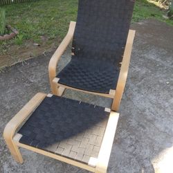Poang Ikea Chair +ottoman 40.00