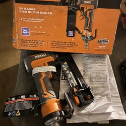 New RIDGID Pneumatic 23-Gauge 1-3/8” Headless Pin Nailer 