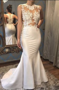 Elegant Wedding Gown