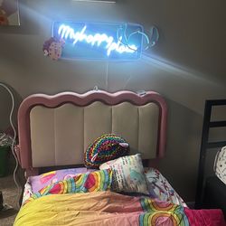 Brand new led light bed