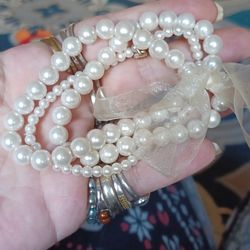 Set Of 3 Pearls Stretchy Bracelets