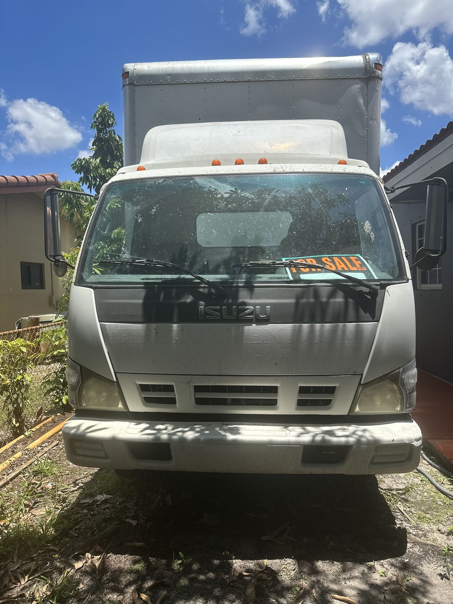 2006 Isuzu Npr 18ft Box Truck With Lift 11000 Cash
