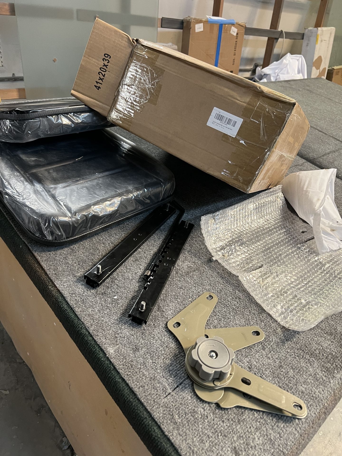 Universal Forklift Seat for Garden Lawn Mower