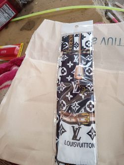 Louis Vuitton bandeau monogram