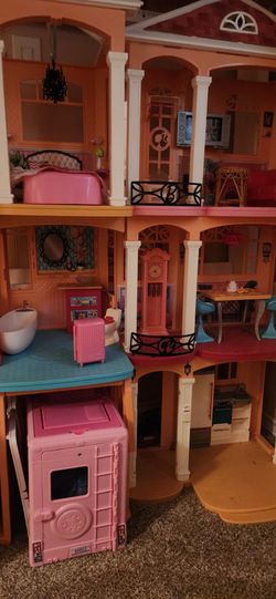 Barbie Dream House
