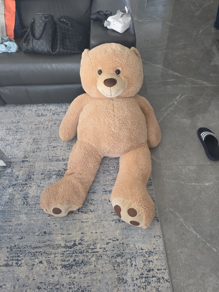 Giant Teddy Bear