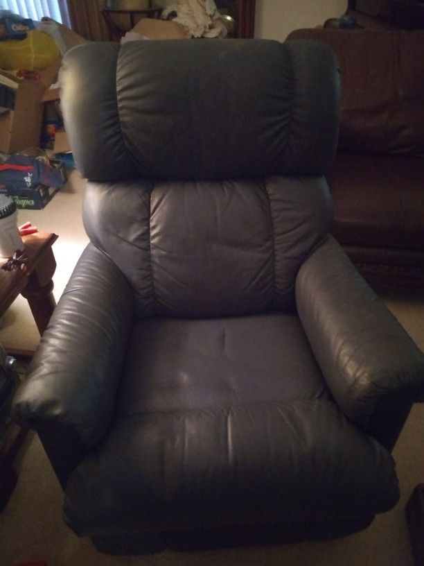 🖤 RECLINER Dark Blue * Very Comfy!