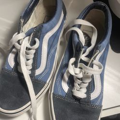 VANS SIZE 6 In Women And 4,5 In Men