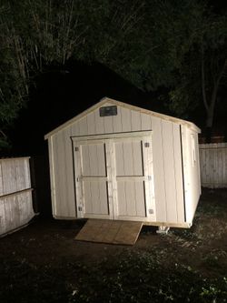 Storage shed 10x10 $2100 con shelves ya todo terminado.
