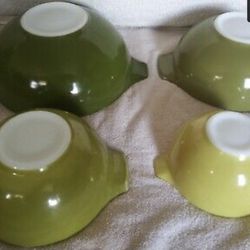 Vintage Pyrex Cinderella 441-444 Nesting Mixing Bowls