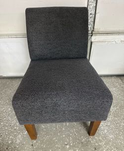 Accent Chair (new condition)