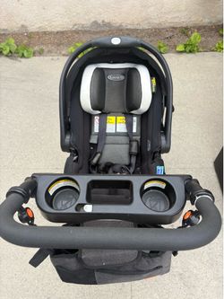Infant car seat/stroller