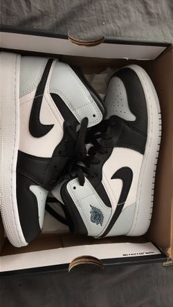 Air Jordan 1 mid