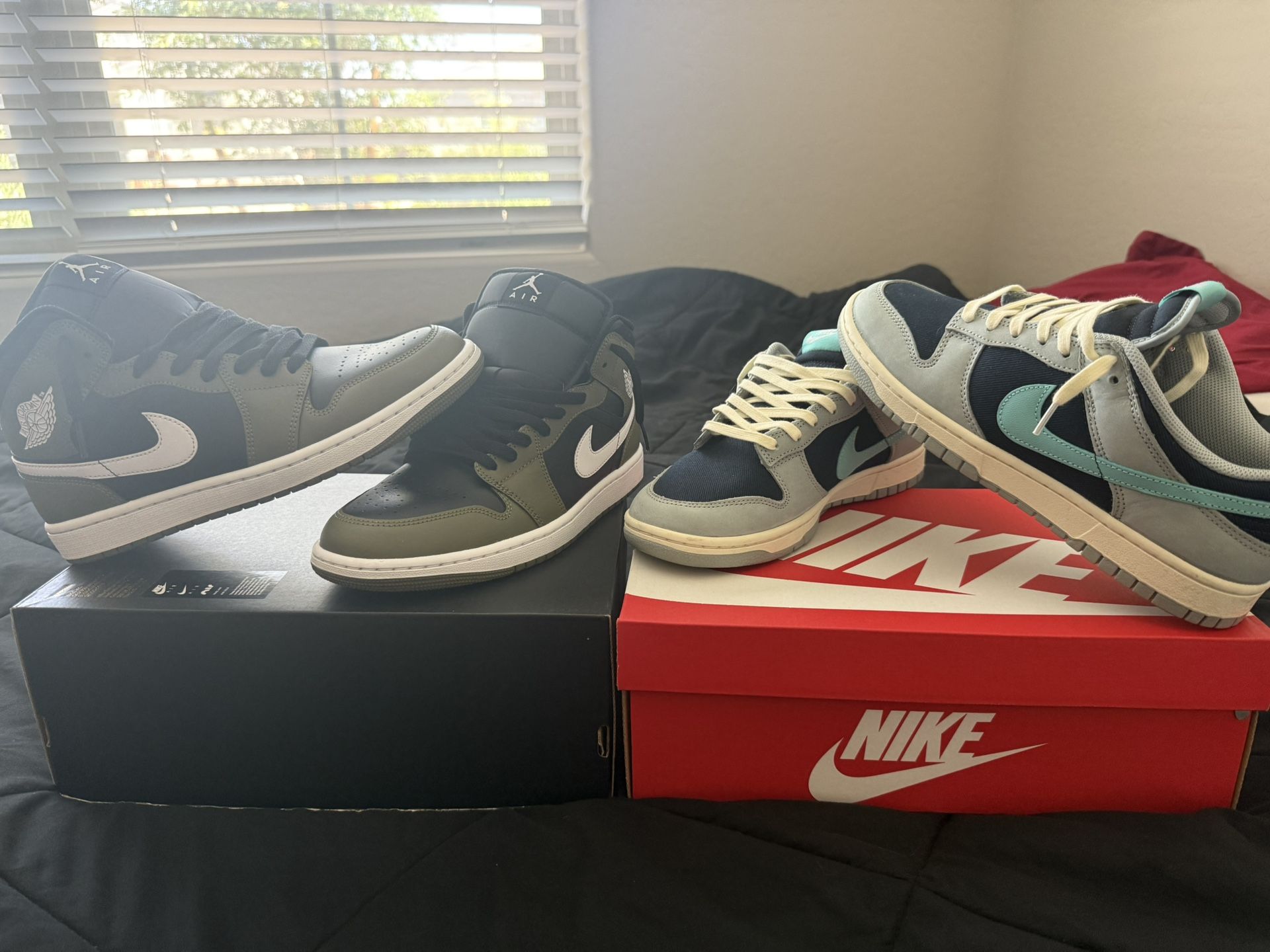 Air Jordan Mid Olive And Nike Dunk Low Retro Size 1/2