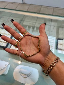 Gold bracelet