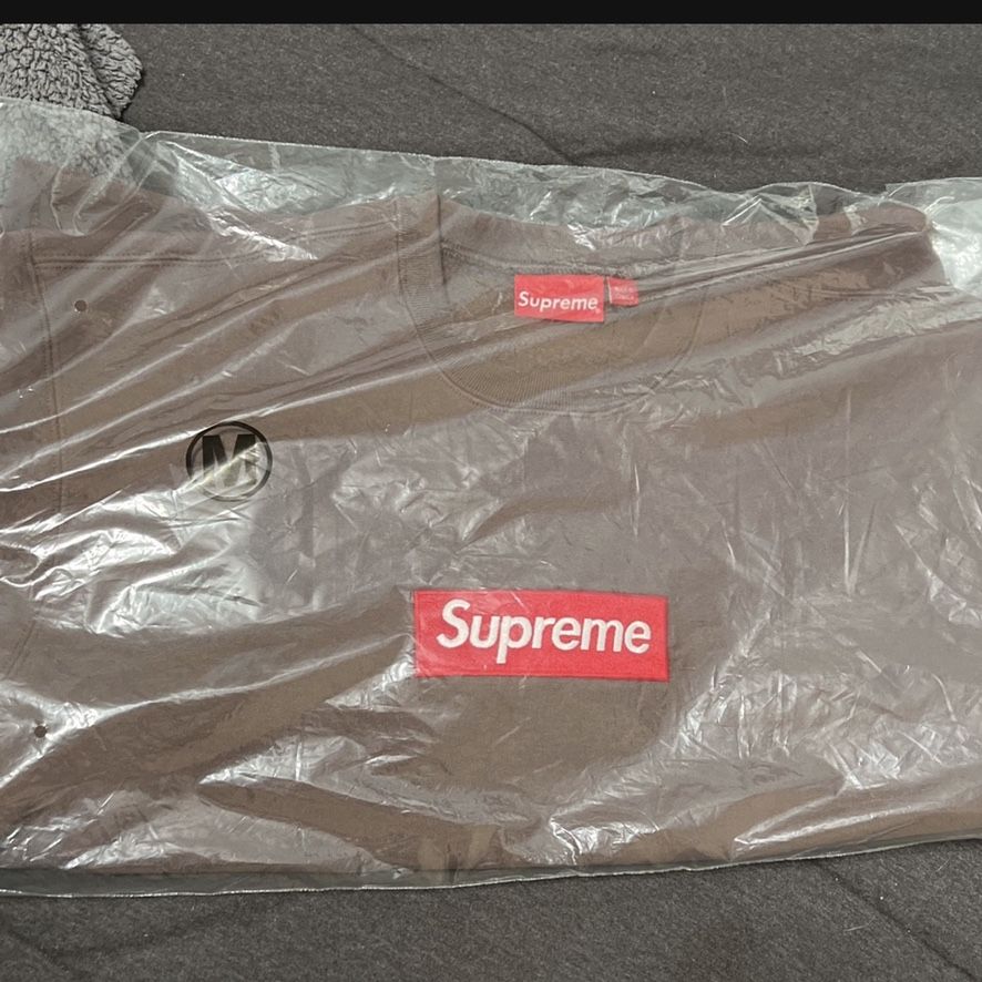 Supreme Box Logo, Yeezy for Sale in Chino, CA - OfferUp