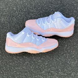 Jordan 11  Low 
