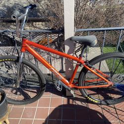 CREW CB29 BMX FOR SALE w/ New Tires