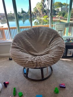 Papasan chair
