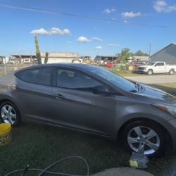 Elantra Hyundai 2013