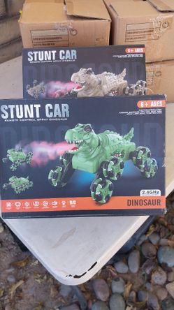 Dinosaur Stunt Car