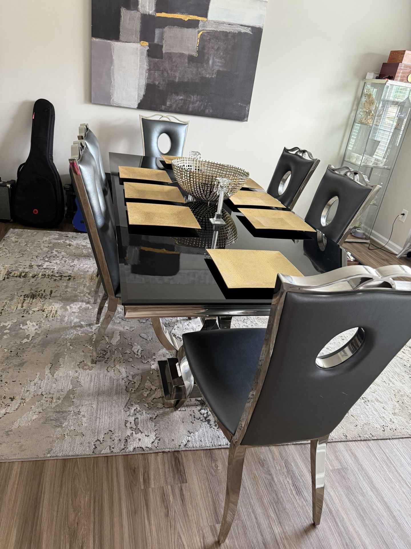 Dinning Room Table For Sale