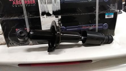 2000 to 2005 Nissan Armada 4x4 front struts brand new open box