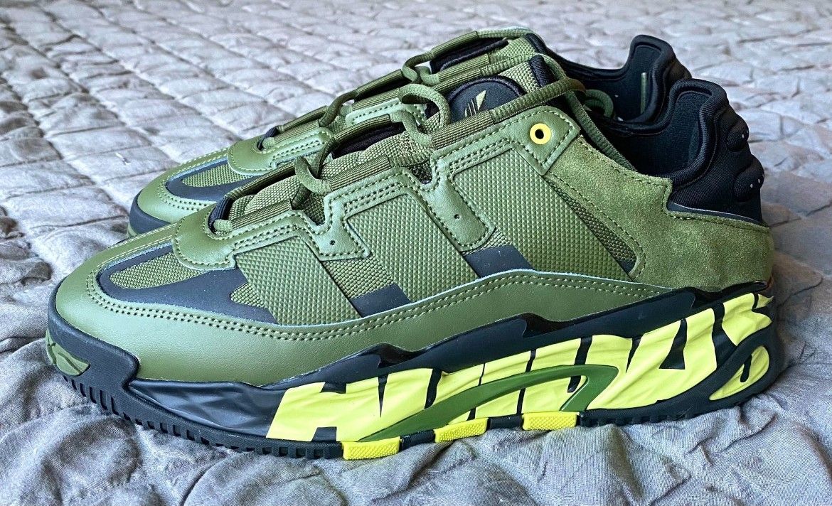 New Adidas Niteball Size 9