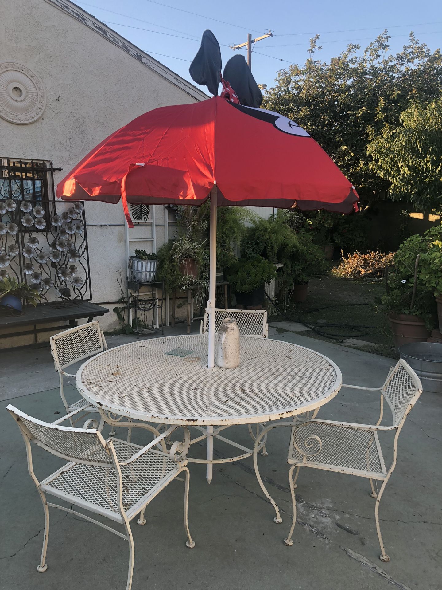 Patio Table 6 Chairs