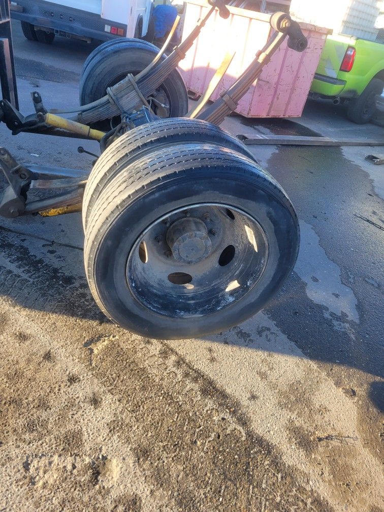 2004 Ford F450 Rear End