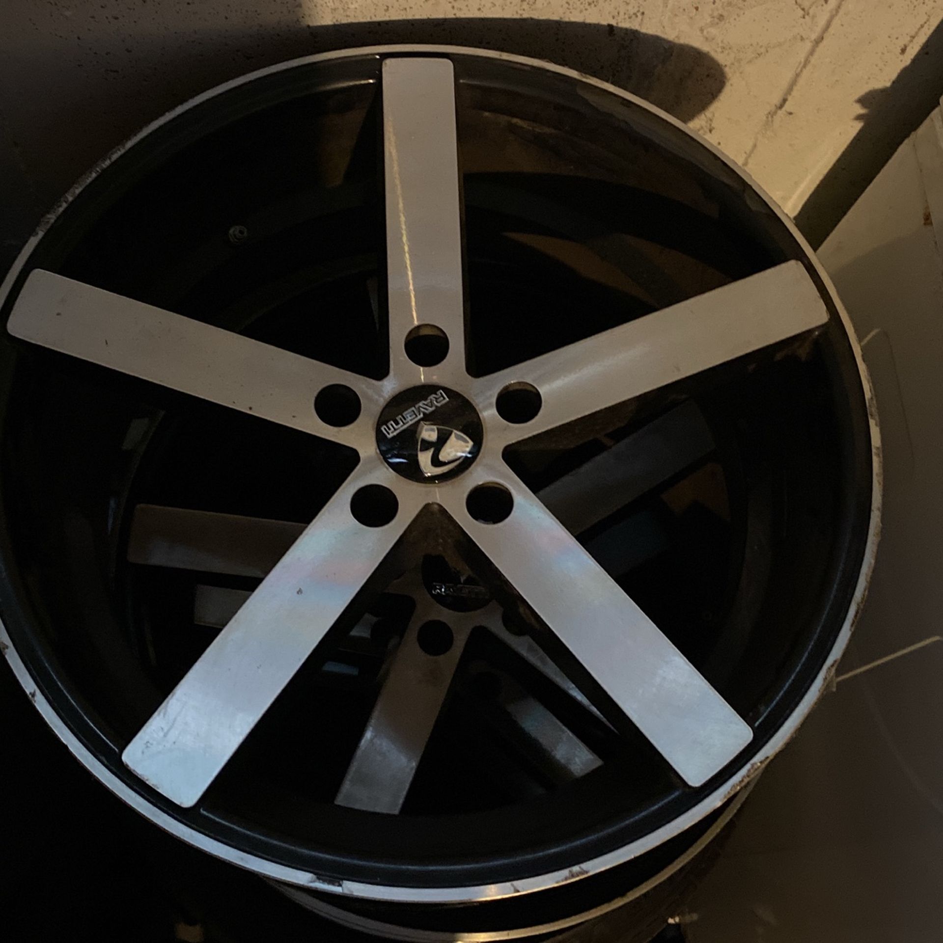 24” For Sell 800
