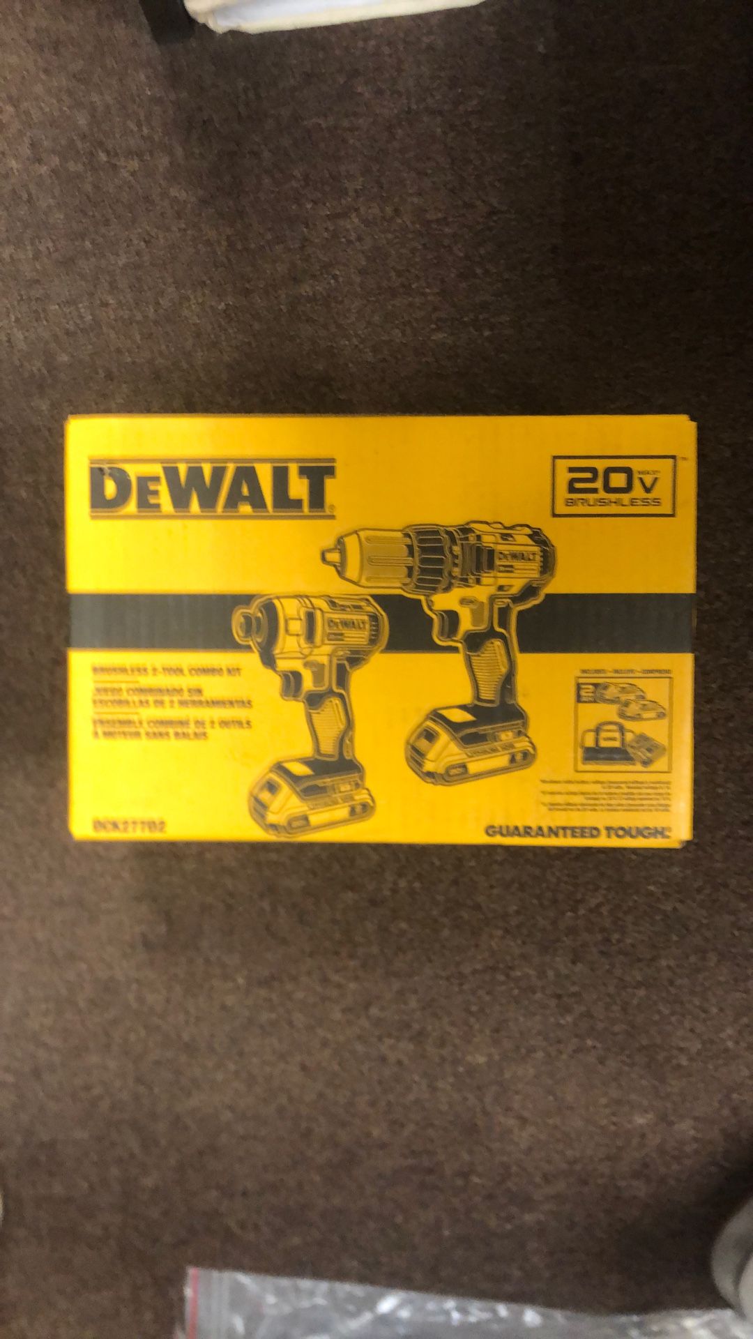 DEWALT 20V Max Cordless Combination Kit.