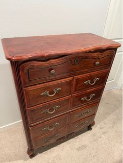 Dresser