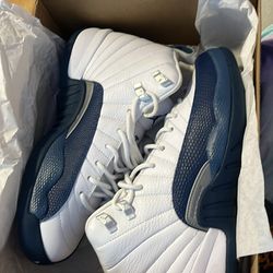 Jordan 12 French blue 5.5 youth