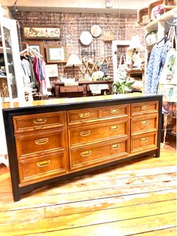 Thomasville Dresser