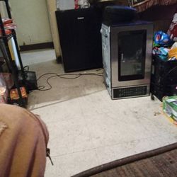 Digital Microwave Practically New