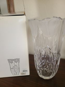 12 Inch Lead Crystal Tulip Vase