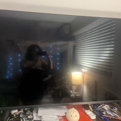 V585M-K01 V-Series 58" 4K Smart TV