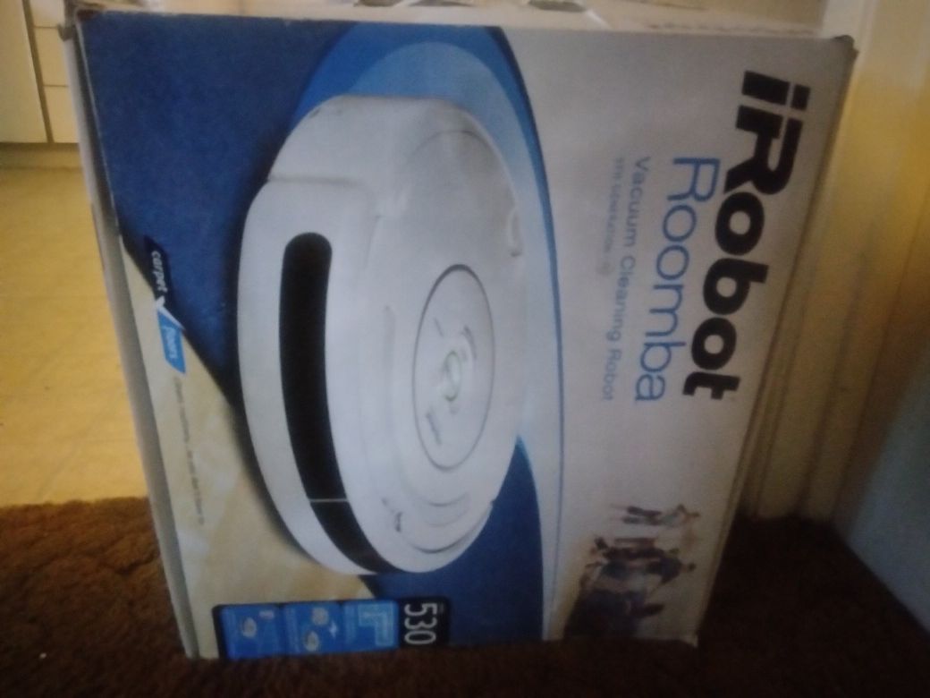 Vacuum IRobot 530 brand new never used